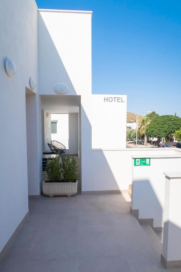 Senderos Hotel